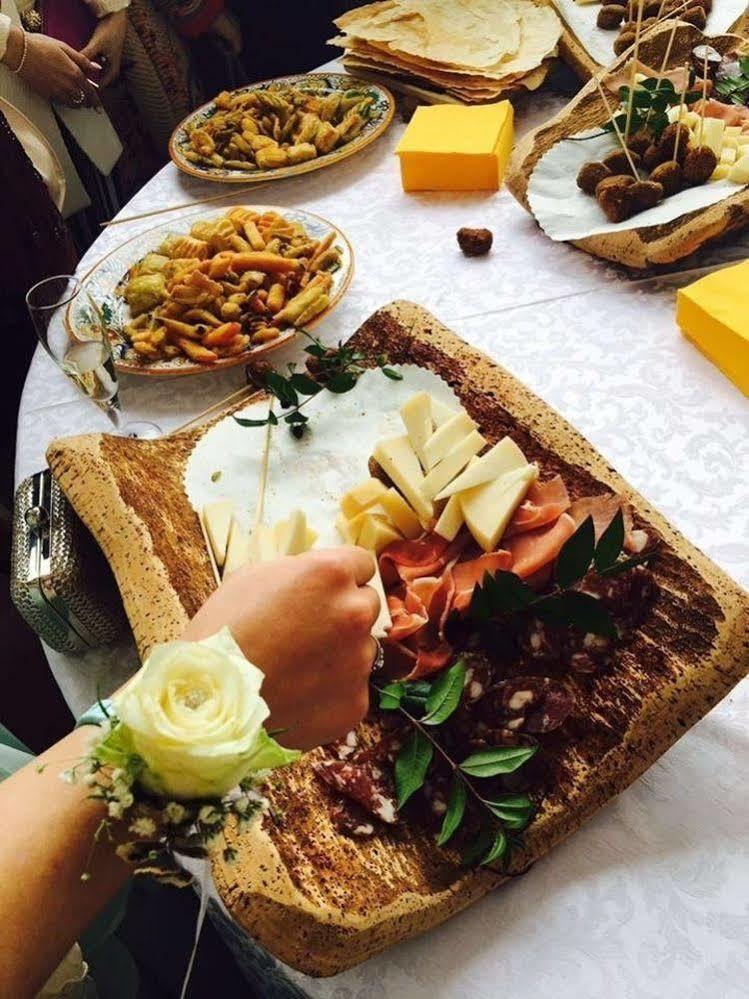 Hotel Ristorante S'Astore Benetutti ภายนอก รูปภาพ
